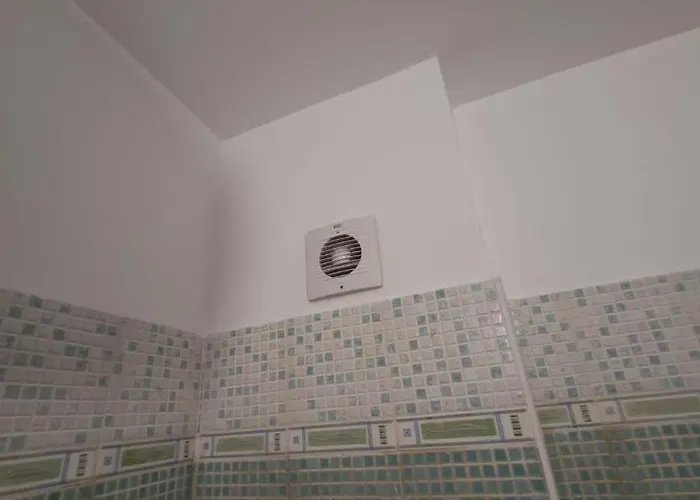 Ocean Bloom Escape B62