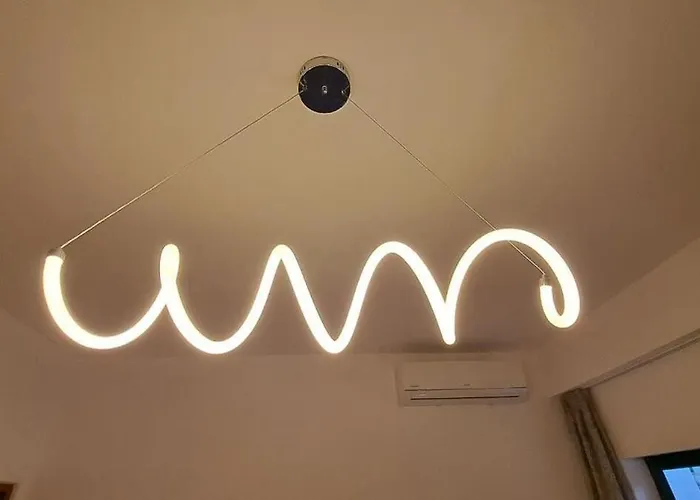 Ocean Bloom Escape B62 Golem (Tirana)