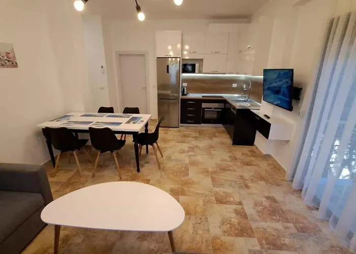 Appartement Ocean Bloom Escape B62 Golem (Tirana)